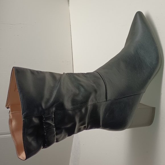 Wilo Black Leather Boots - Picture 2 of 11